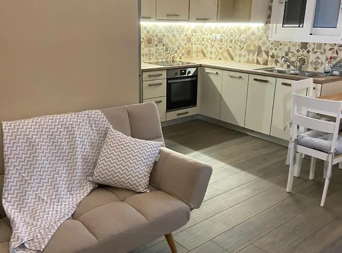 Elegant 아파트 아르고스톨리온